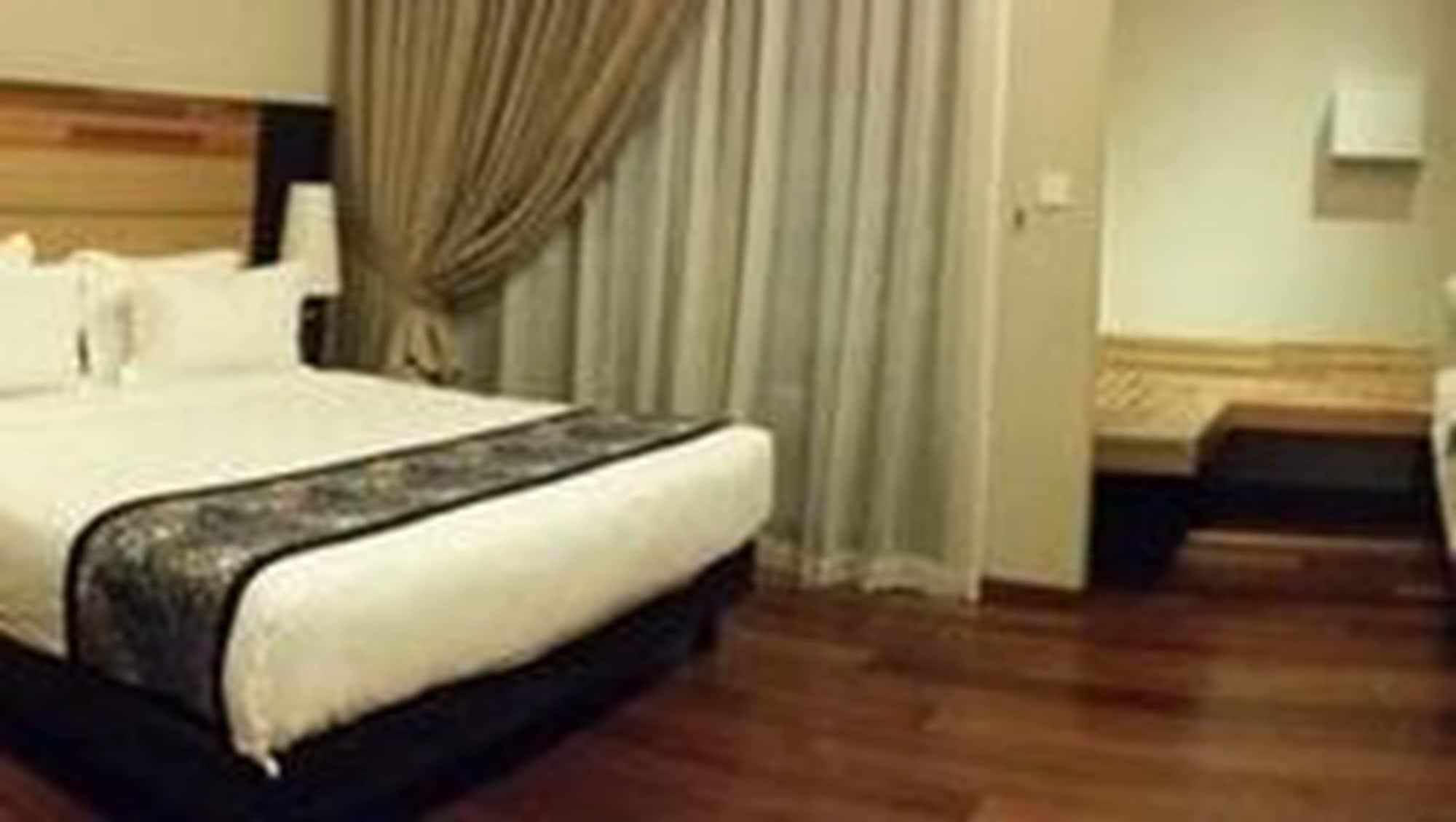 The Ranee Boutique Suites Kuching Exteriör bild